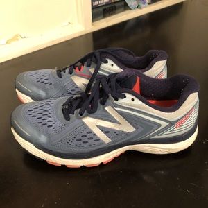 New Balance 860v8 Running Shoes